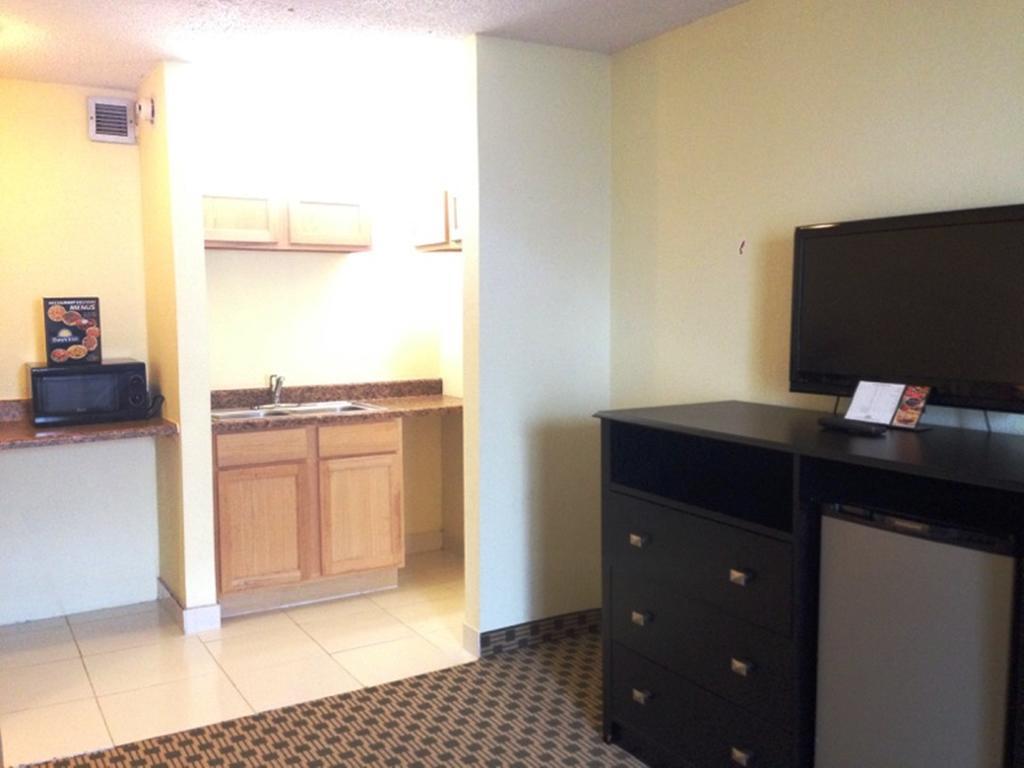 Days Inn By Wyndham Irving Grapevine Dfw Airport North Phòng bức ảnh